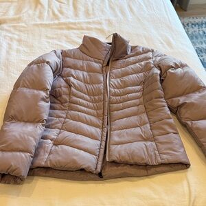 The North Face Women's Jacket in Light Gray
